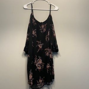 Exhilaration dress size M